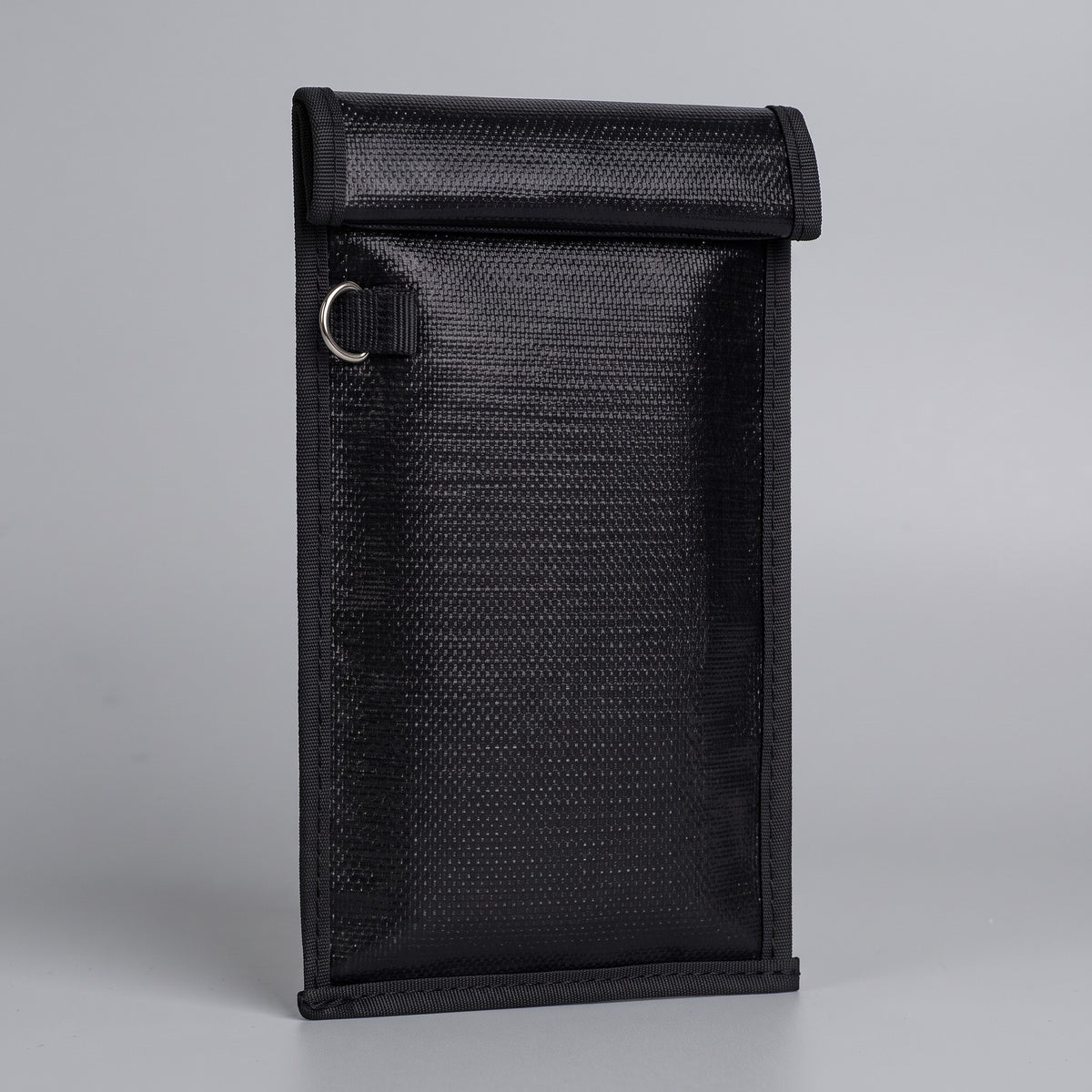 NULLSIGNAL X1 Faraday-Tasche fürs Handy, schwarz, 21 x 12 cm, mit Klappe oben und Metallring am Rand